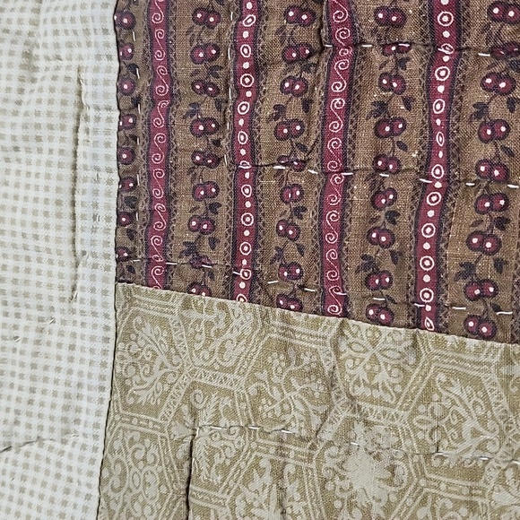 2 homemade quilt shams - Picture 3 of 5